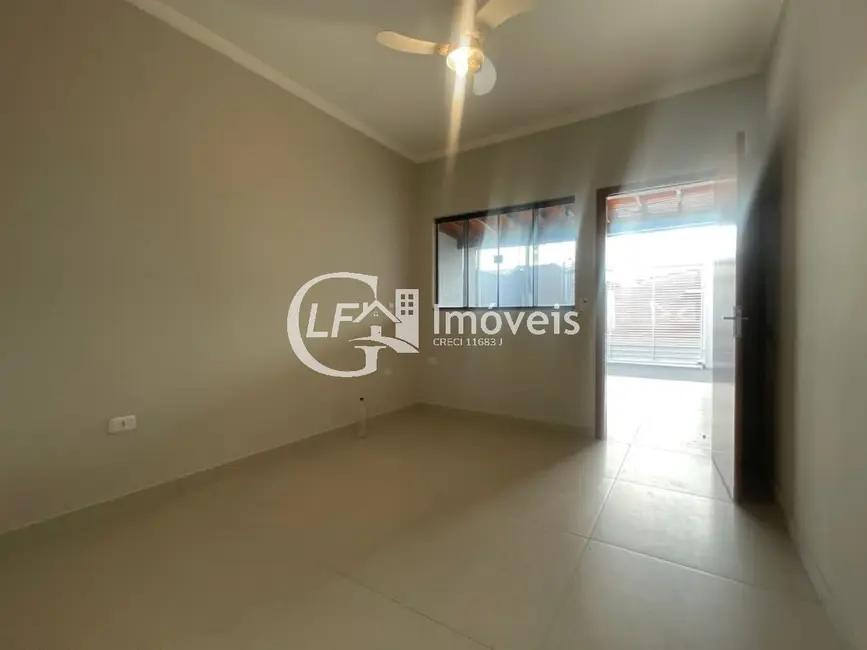Foto 2 de Casa com 2 quartos à venda, 168m2 em Núcleo Habitacional Buriti, Campo Grande - MS