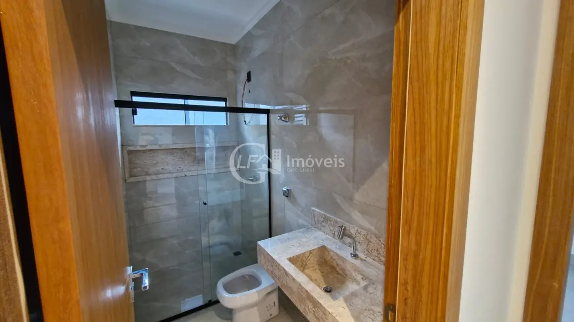 Foto 9 de Casa com 2 quartos à venda, 172m2 em Parque Residencial Rita Vieira, Campo Grande - MS