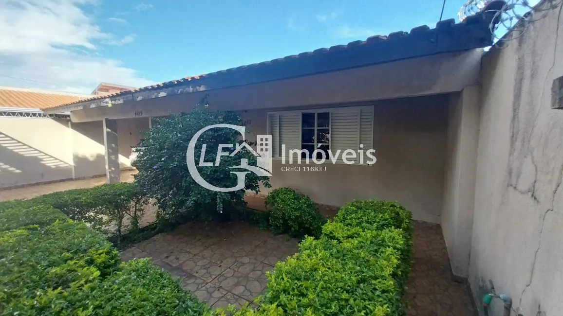 Foto 2 de Casa com 3 quartos à venda, 173m2 em Vila Taquarussu, Campo Grande - MS