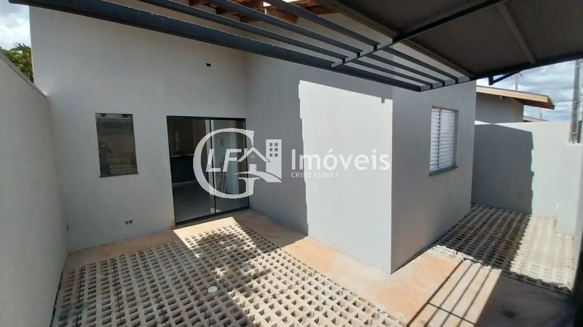 Foto 2 de Casa com 2 quartos à venda, 45m2 em Nova Lima, Campo Grande - MS