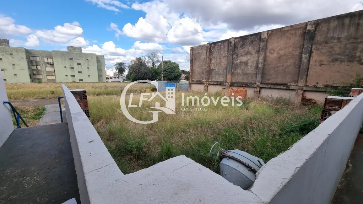 Foto 25 de Sala Comercial para alugar, 3700m2 em Amambaí, Campo Grande - MS