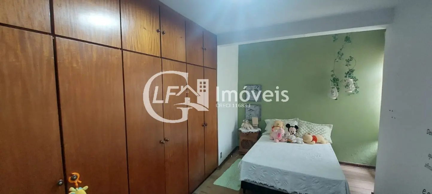Casa com 4 quartos à venda, 400m2 em Vila Duque de Caxias, Campo Grande - MS - imagem 8 Foto 8 de Casa com 4 quartos à venda, 400m2 em Vila Duque de Caxias, Campo Grande - MS