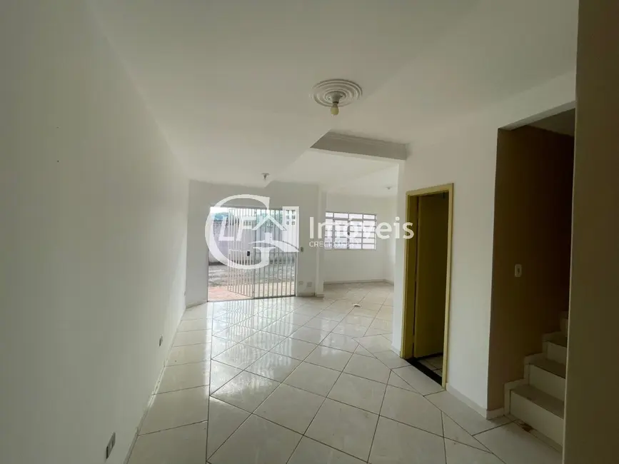 Foto 7 de Casa de Condomínio com 4 quartos para alugar, 130m2 em Cabreúva, Campo Grande - MS