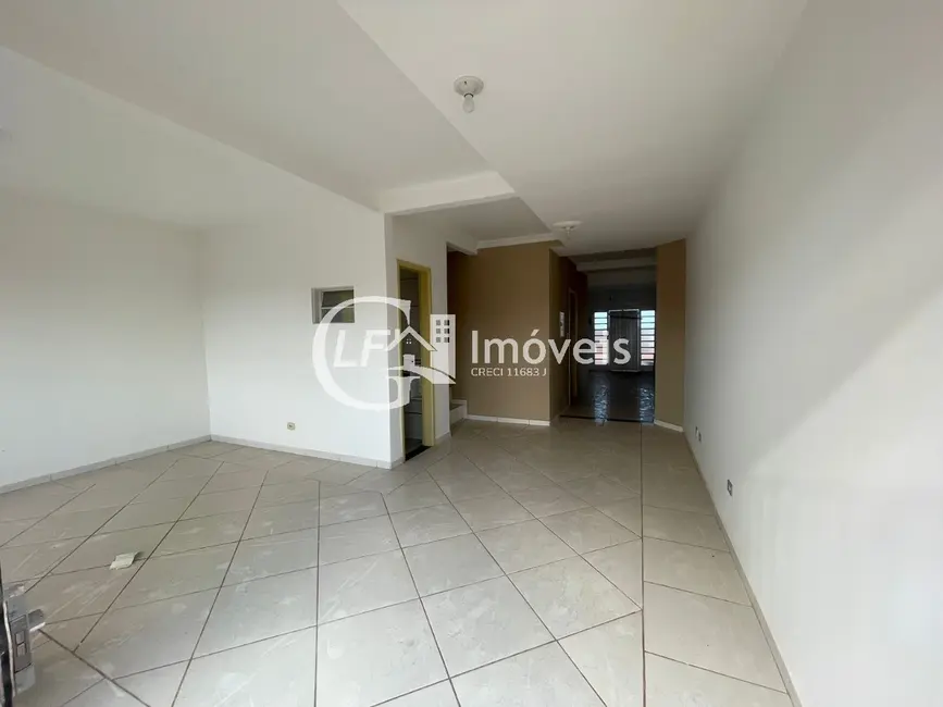 Foto 6 de Casa de Condomínio com 4 quartos para alugar, 130m2 em Cabreúva, Campo Grande - MS