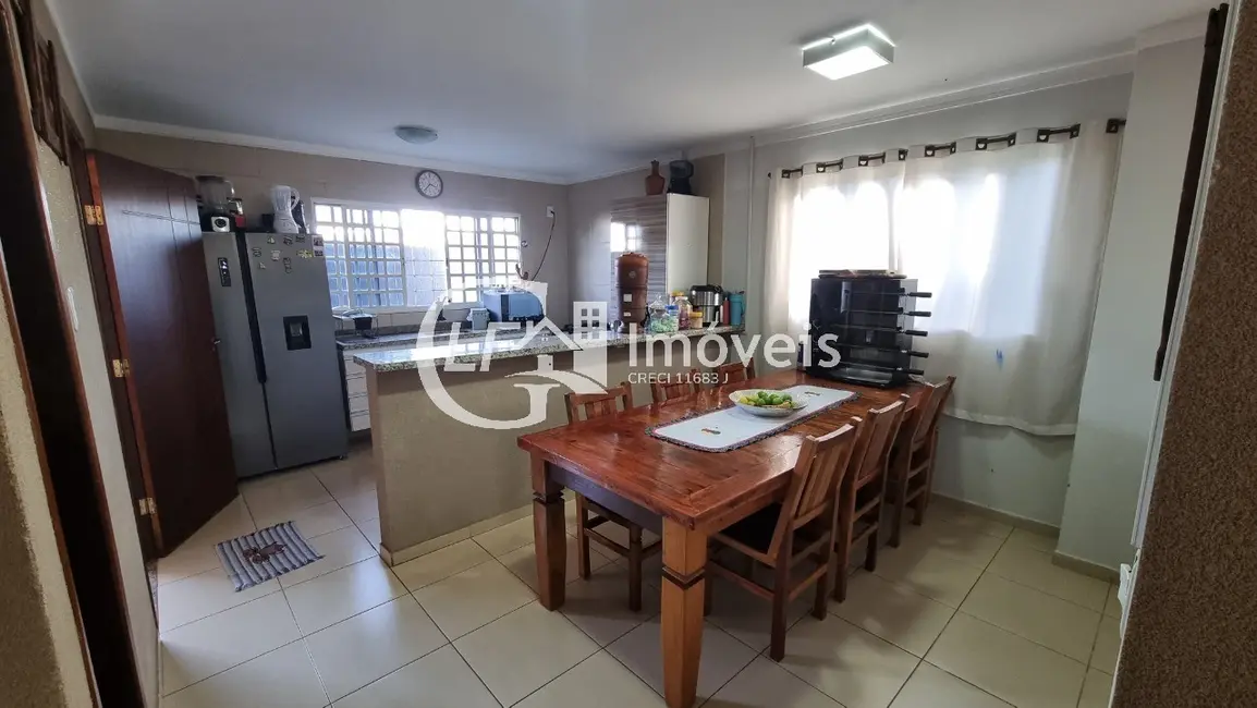Casa com 2 quartos à venda, 132m2 em Parque Residencial Rita Vieira, Campo Grande - MS - imagem 7 Foto 7 de Casa com 2 quartos à venda, 132m2 em Parque Residencial Rita Vieira, Campo Grande - MS