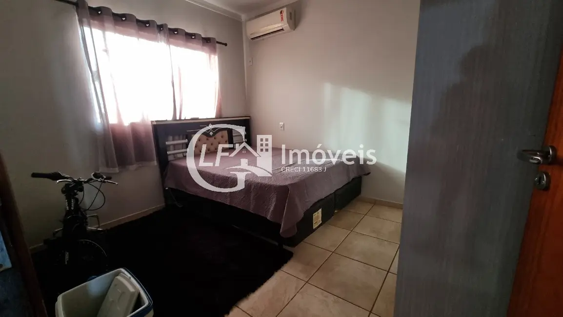 Casa com 2 quartos à venda, 132m2 em Parque Residencial Rita Vieira, Campo Grande - MS - imagem 9 Foto 9 de Casa com 2 quartos à venda, 132m2 em Parque Residencial Rita Vieira, Campo Grande - MS