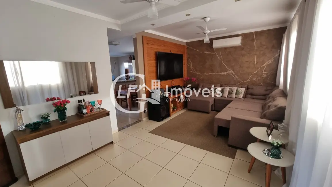 Casa com 2 quartos à venda, 132m2 em Parque Residencial Rita Vieira, Campo Grande - MS - imagem 5 Foto 5 de Casa com 2 quartos à venda, 132m2 em Parque Residencial Rita Vieira, Campo Grande - MS