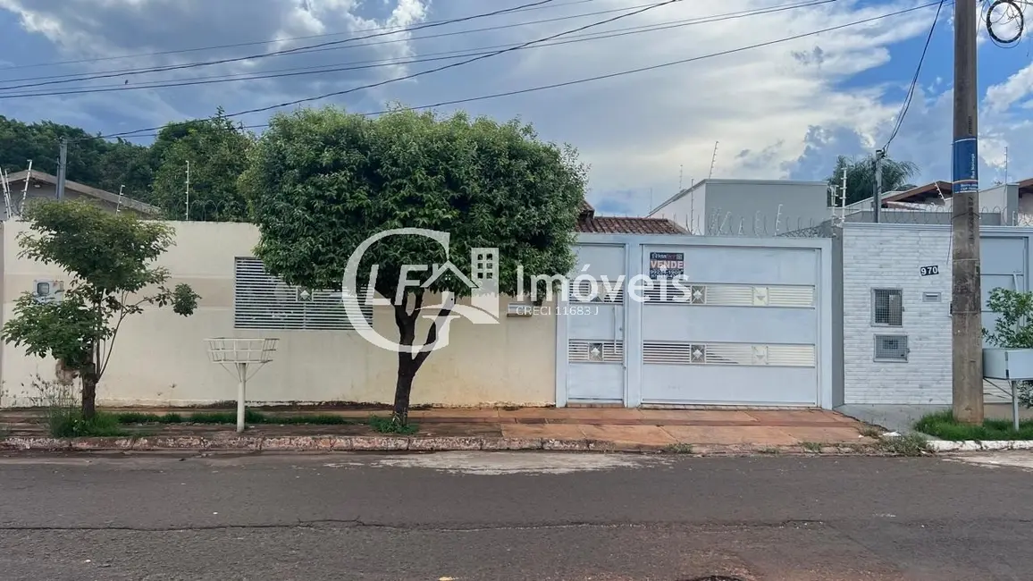 Foto 1 de Casa com 2 quartos à venda, 240m2 em Jardim Jacy, Campo Grande - MS