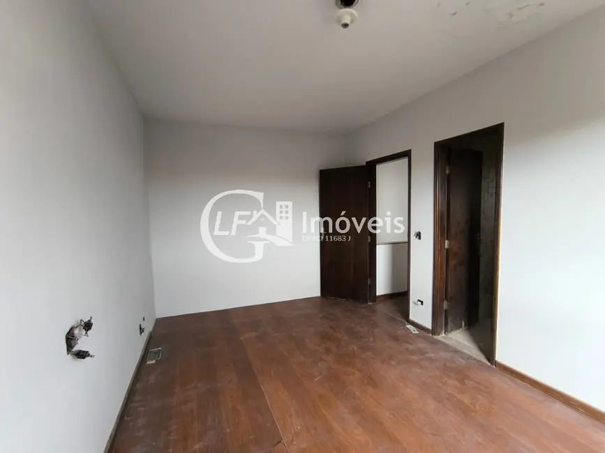 Casa com 3 quartos para alugar, 248m2 em Jardim Paulista, Campo Grande - MS - imagem 8 Foto 8 de Casa com 3 quartos para alugar, 248m2 em Jardim Paulista, Campo Grande - MS