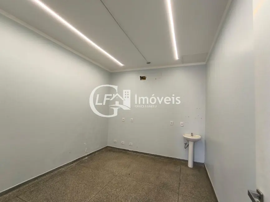 Loja para alugar, 568m2 em Centro, Campo Grande - MS - imagem 9 Foto 9 de Loja para alugar, 568m2 em Centro, Campo Grande - MS