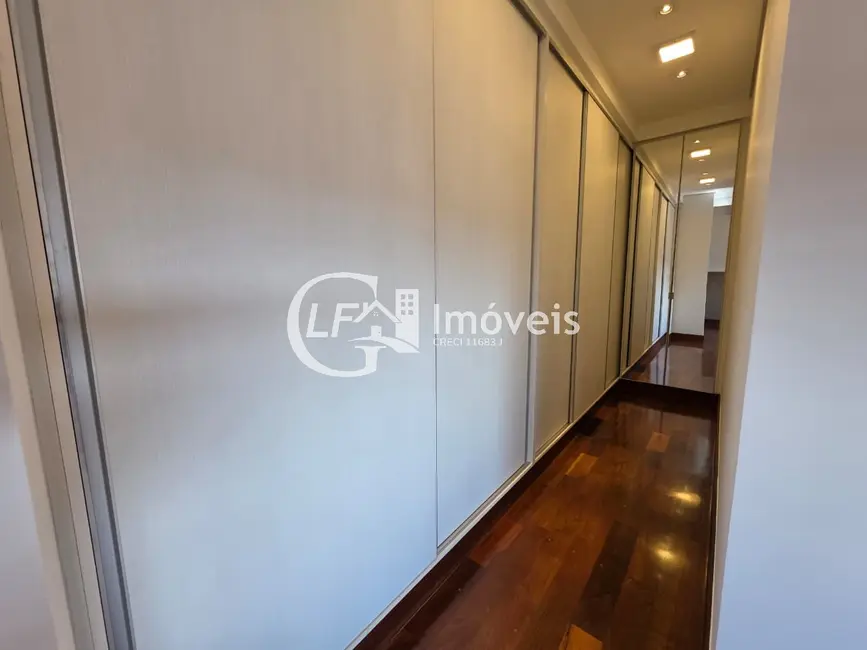 Casa com 4 quartos para alugar, 365m2 em Alphaville Campo Grande, Campo Grande - MS - imagem 9 Foto 9 de Casa com 4 quartos para alugar, 365m2 em Alphaville Campo Grande, Campo Grande - MS