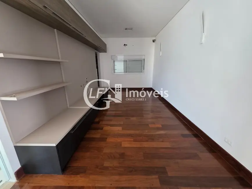 Casa com 4 quartos para alugar, 365m2 em Alphaville Campo Grande, Campo Grande - MS - imagem 4 Foto 4 de Casa com 4 quartos para alugar, 365m2 em Alphaville Campo Grande, Campo Grande - MS