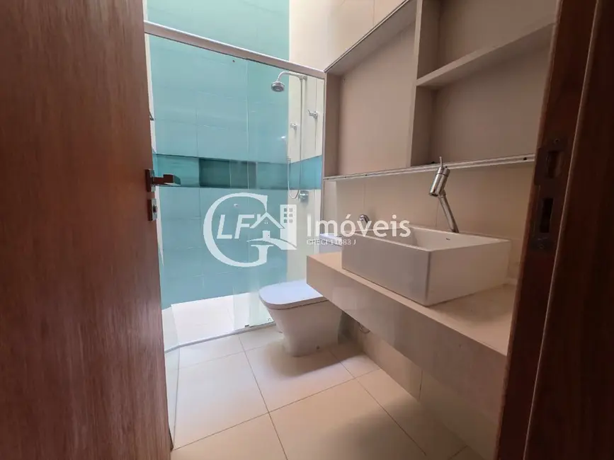 Casa com 4 quartos para alugar, 365m2 em Alphaville Campo Grande, Campo Grande - MS - imagem 3 Foto 3 de Casa com 4 quartos para alugar, 365m2 em Alphaville Campo Grande, Campo Grande - MS
