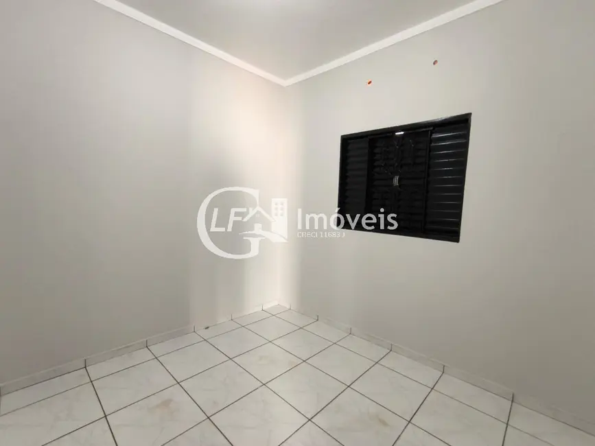 Casa com 2 quartos para alugar, 48m2 em Jardim Colúmbia, Campo Grande - MS - imagem 6 Foto 6 de Casa com 2 quartos para alugar, 48m2 em Jardim Colúmbia, Campo Grande - MS