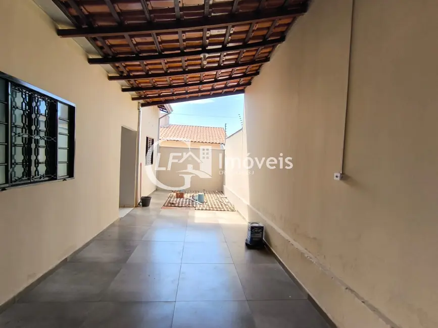 Casa com 2 quartos para alugar, 48m2 em Jardim Colúmbia, Campo Grande - MS - imagem 9 Foto 9 de Casa com 2 quartos para alugar, 48m2 em Jardim Colúmbia, Campo Grande - MS