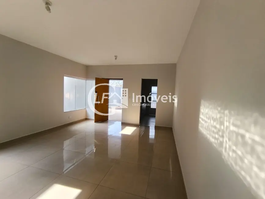 Casa com 3 quartos à venda e para alugar, 104m2 em Jardim Montevidéu, Campo Grande - MS - imagem 5 Foto 5 de Casa com 3 quartos à venda e para alugar, 104m2 em Jardim Montevidéu, Campo Grande - MS