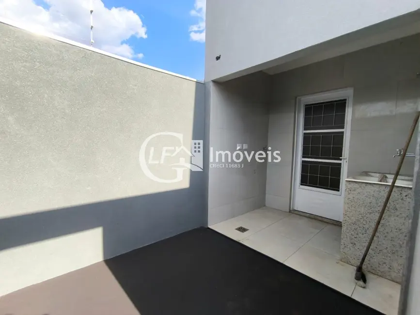 Casa com 3 quartos à venda e para alugar, 104m2 em Jardim Montevidéu, Campo Grande - MS - imagem 8 Foto 8 de Casa com 3 quartos à venda e para alugar, 104m2 em Jardim Montevidéu, Campo Grande - MS