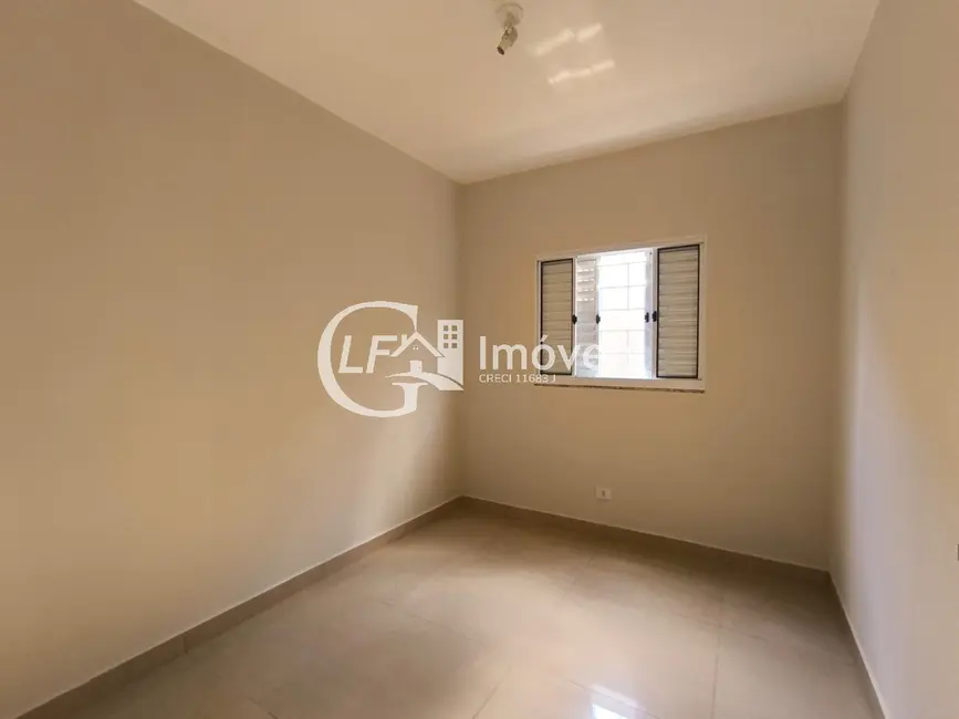 Casa com 3 quartos à venda e para alugar, 104m2 em Jardim Montevidéu, Campo Grande - MS - imagem 4 Foto 4 de Casa com 3 quartos à venda e para alugar, 104m2 em Jardim Montevidéu, Campo Grande - MS