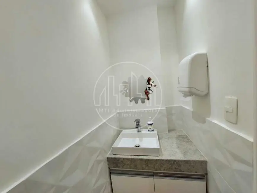 Foto 4 de Sala Comercial para alugar, 30m2 em Rio De Janeiro - RJ