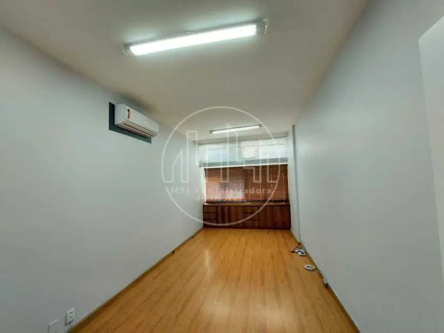 Foto 1 de Sala Comercial para alugar, 30m2 em Rio De Janeiro - RJ