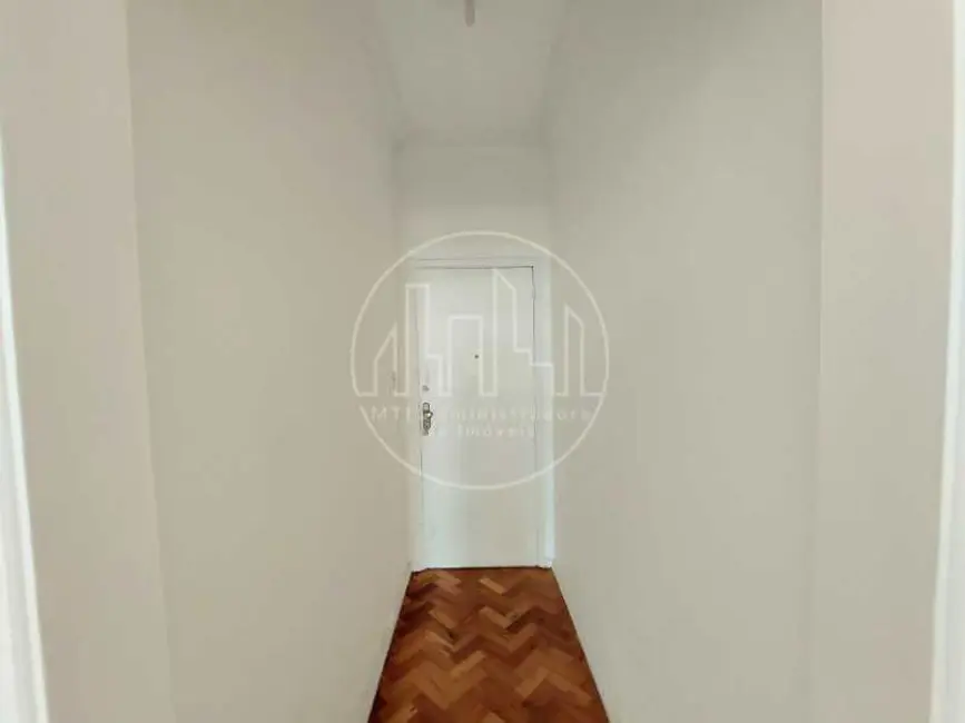 Foto 1 de Apartamento com 2 quartos para alugar, 68m2 em Rio De Janeiro - RJ