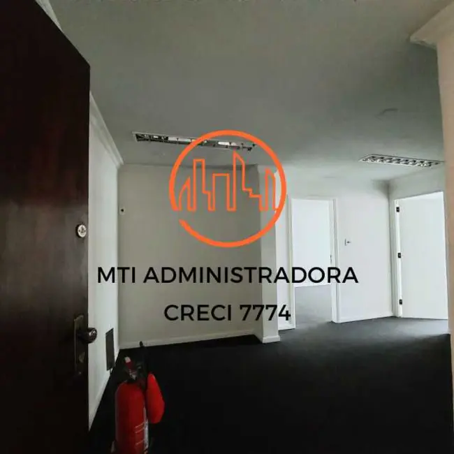 Sala Comercial para alugar, 90m2 em Rio De Janeiro - RJ - imagem 3 Foto 3 de Sala Comercial para alugar, 90m2 em Rio De Janeiro - RJ