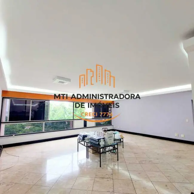 Foto 2 de Apartamento com 4 quartos para alugar, 221m2 em Rio De Janeiro - RJ