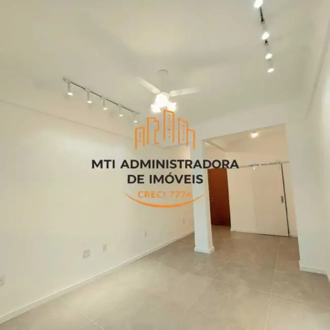 Foto 3 de Apartamento com 3 quartos para alugar, 87m2 em Rio De Janeiro - RJ