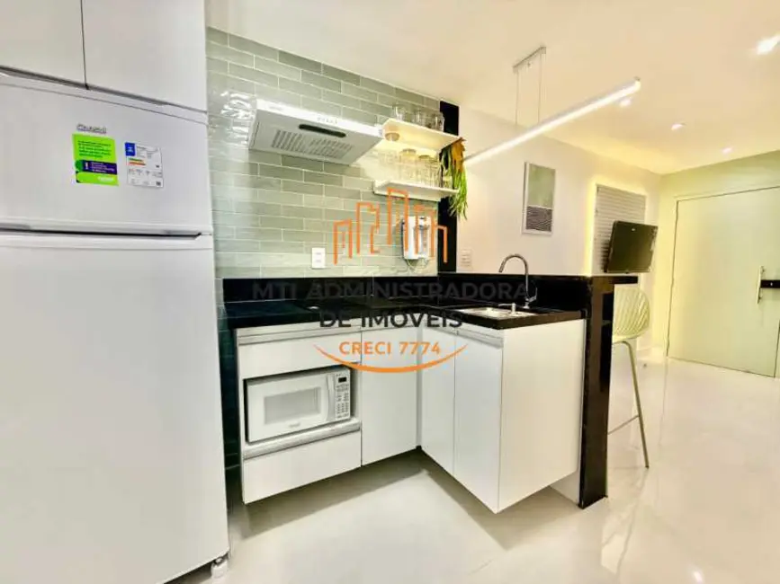 Apartamento com 1 quarto à venda, 32m2 em Rio De Janeiro - RJ - imagem 7 Foto 7 de Apartamento com 1 quarto à venda, 32m2 em Rio De Janeiro - RJ