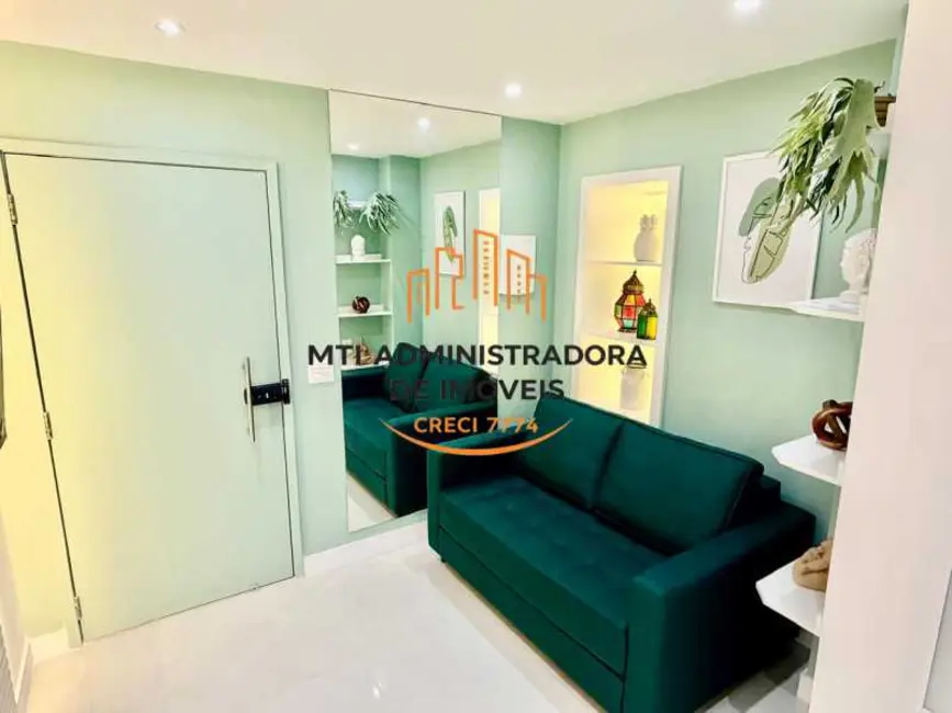 Apartamento com 1 quarto à venda, 32m2 em Rio De Janeiro - RJ - imagem 2 Foto 2 de Apartamento com 1 quarto à venda, 32m2 em Rio De Janeiro - RJ