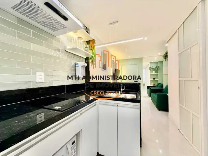 Apartamento com 1 quarto à venda, 32m2 em Rio De Janeiro - RJ - imagem 9 Foto 9 de Apartamento com 1 quarto à venda, 32m2 em Rio De Janeiro - RJ