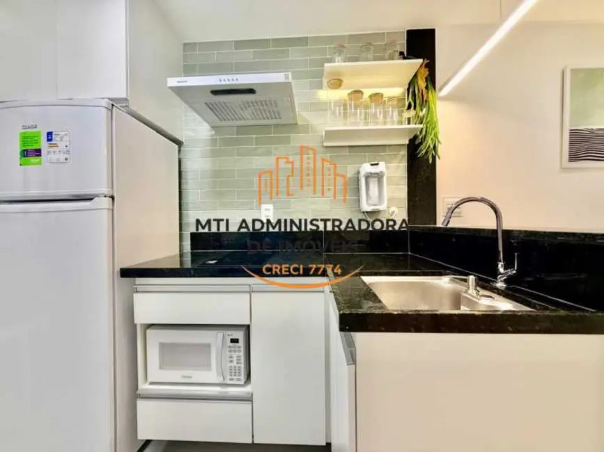 Apartamento com 1 quarto à venda, 32m2 em Rio De Janeiro - RJ - imagem 8 Foto 8 de Apartamento com 1 quarto à venda, 32m2 em Rio De Janeiro - RJ