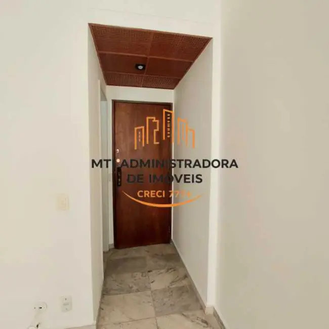 Apartamento com 3 quartos para alugar, 80m2 em Rio De Janeiro - RJ - imagem 2 Foto 2 de Apartamento com 3 quartos para alugar, 80m2 em Rio De Janeiro - RJ