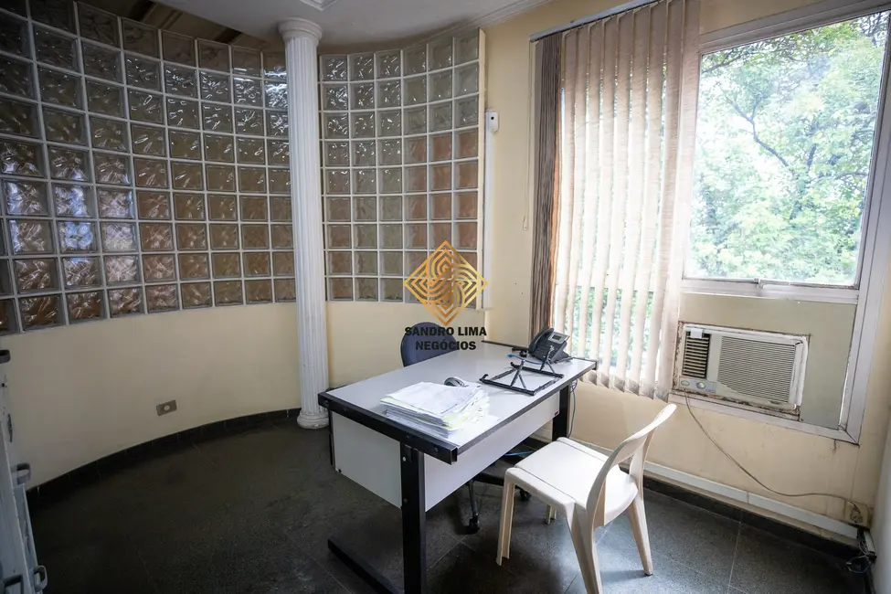 Foto 9 de Armazém / Galpão à venda, 1658m2 em Vila Anastácio, São Paulo - SP