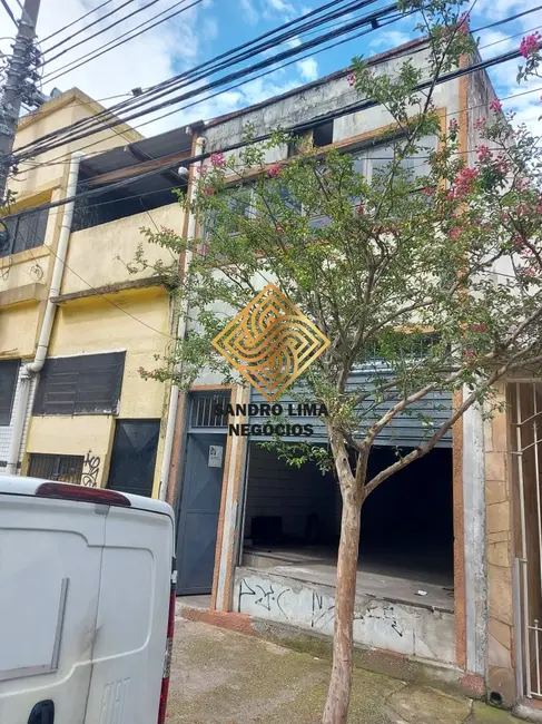 Foto 1 de Armazém / Galpão à venda, 200m2 em Vila Anastácio, São Paulo - SP