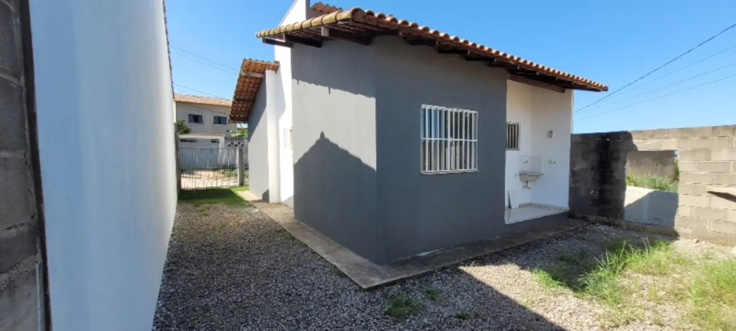Foto 2 de Casa com 2 quartos à venda, 62m2 em Residencial Jacaraípe, Serra - ES