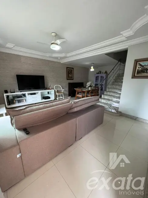 Foto 2 de Casa com 3 quartos à venda, 161m2 em Morada de Laranjeiras, Serra - ES