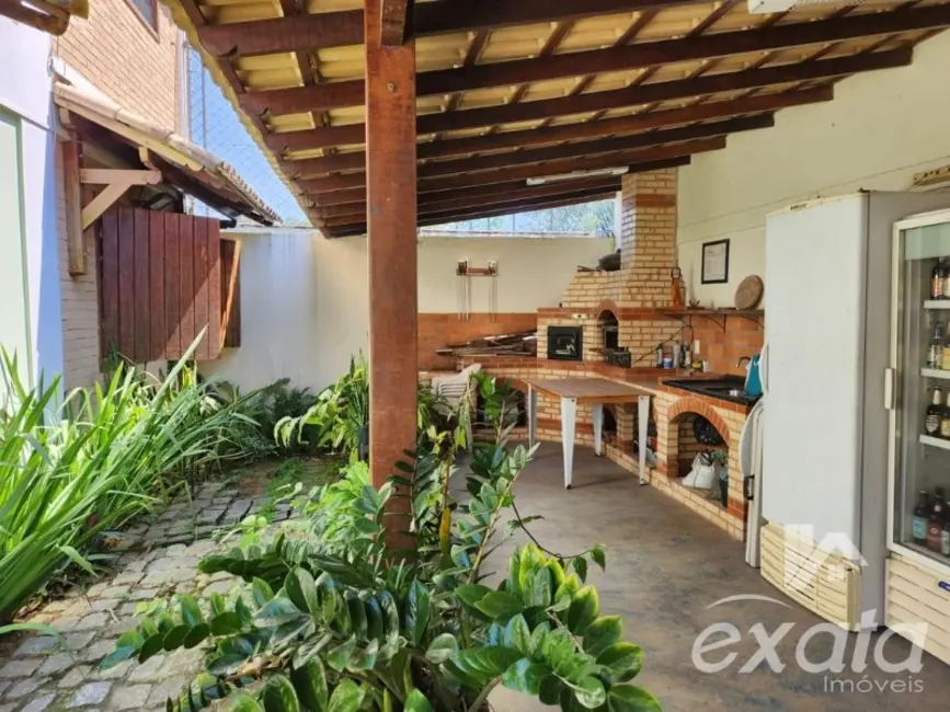 Casa com 5 quartos à venda, 425m2 em Manguinhos, Serra - ES - imagem 6 Foto 6 de Casa com 5 quartos à venda, 425m2 em Manguinhos, Serra - ES