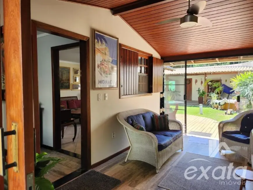 Casa com 5 quartos à venda, 425m2 em Manguinhos, Serra - ES - imagem 4 Foto 4 de Casa com 5 quartos à venda, 425m2 em Manguinhos, Serra - ES