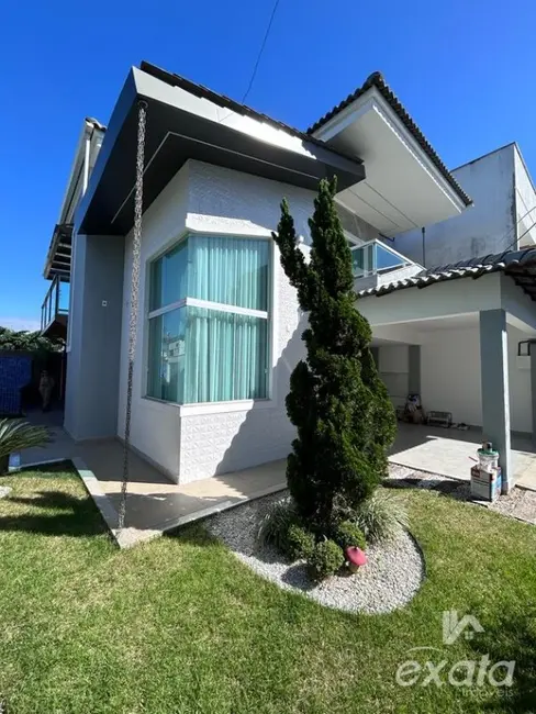 Foto 1 de Casa com 4 quartos à venda, 300m2 em Parque Residencial Laranjeiras, Serra - ES