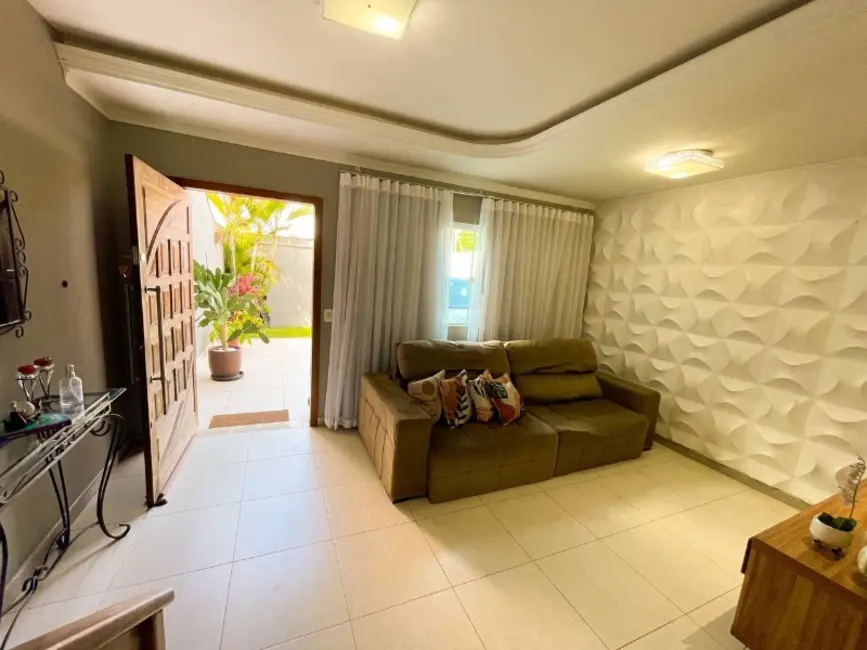 Foto 2 de Casa com 3 quartos à venda, 120m2 em Morada de Laranjeiras, Serra - ES