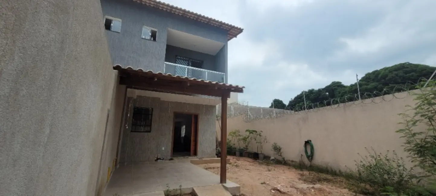 Foto 1 de Casa com 3 quartos à venda, 137m2 em Portal de Jacaraípe, Serra - ES