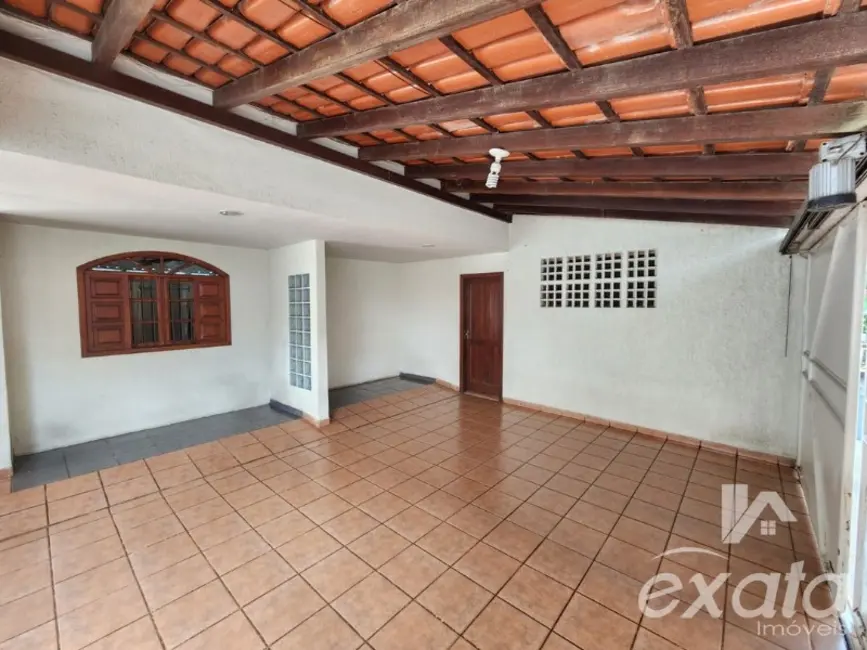 Casa com 5 quartos à venda, 180m2 em Parque Residencial Laranjeiras, Serra - ES - imagem 4 Foto 4 de Casa com 5 quartos à venda, 180m2 em Parque Residencial Laranjeiras, Serra - ES