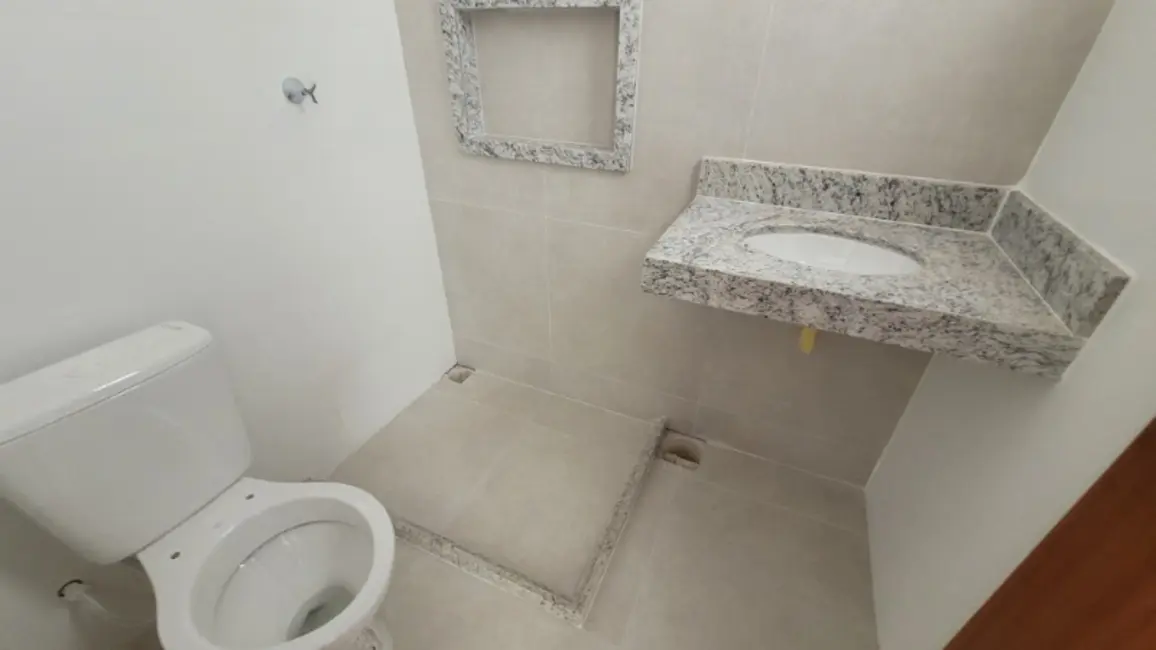 Foto 2 de Casa com 2 quartos à venda, 89m2 em Jardim Guanabara, Serra - ES