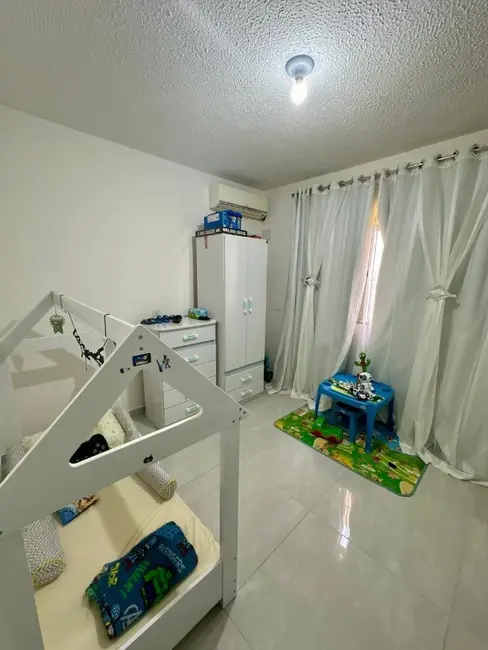 Foto 2 de Casa com 2 quartos à venda, 98m2 em Barcelona, Serra - ES