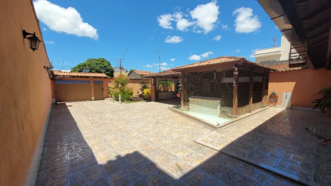 Casa com 5 quartos à venda, 300m2 em São Francisco, Serra - ES - imagem 4 Foto 4 de Casa com 5 quartos à venda, 300m2 em São Francisco, Serra - ES