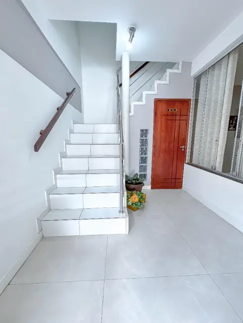 Casa com 4 quartos à venda, 242m2 em Barcelona, Serra - ES - imagem 5 Foto 5 de Casa com 4 quartos à venda, 242m2 em Barcelona, Serra - ES