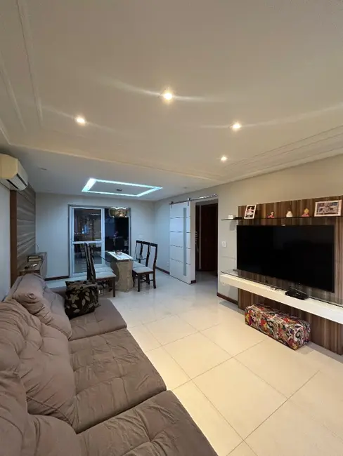 Casa com 4 quartos à venda, 240m2 em Colina de Laranjeiras, Serra - ES - imagem 3 Foto 3 de Casa com 4 quartos à venda, 240m2 em Colina de Laranjeiras, Serra - ES