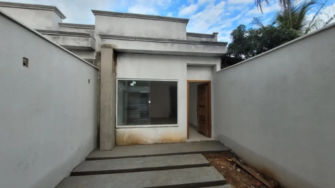 Foto 2 de Casa com 2 quartos à venda, 61m2 em das Laranjeiras, Serra - ES