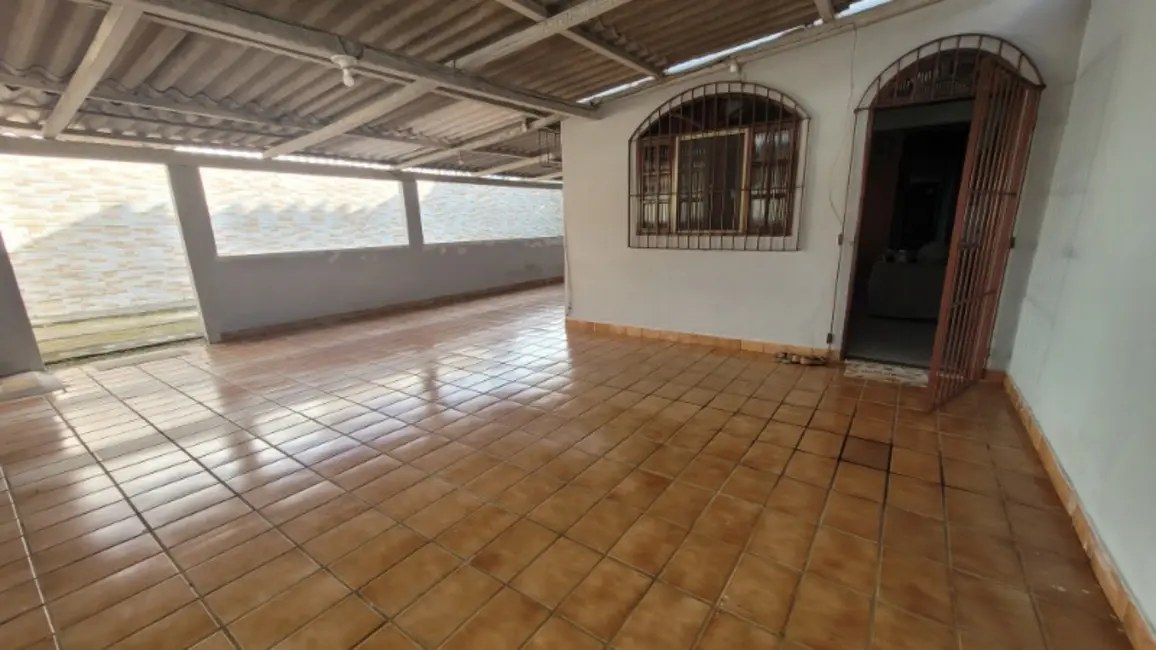 Casa com 1 quarto à venda, 300m2 em das Laranjeiras, Serra - ES - imagem 5 Foto 5 de Casa com 1 quarto à venda, 300m2 em das Laranjeiras, Serra - ES